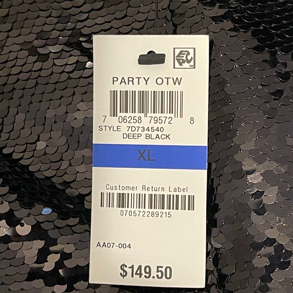 New black sequin jacket never worn original price tag still on it asking $75 - Picture 5 of 5